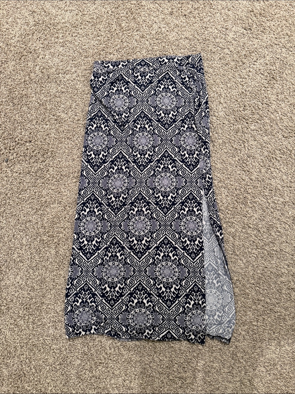 Banana Republic Navy & White Printed Maxi Skirt